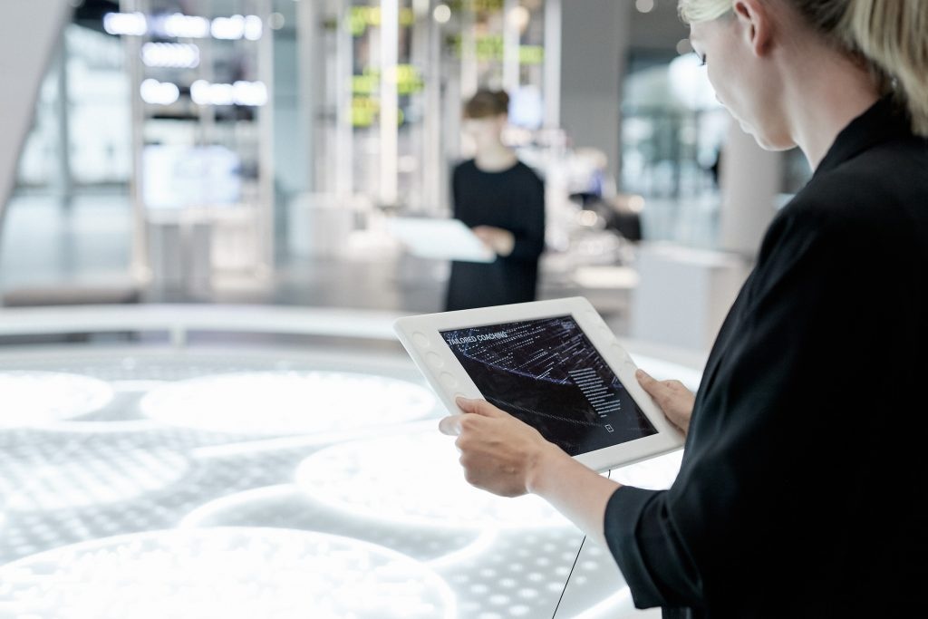 科技企業(yè)展廳設(shè)計 科技企業(yè)展廳設(shè)計