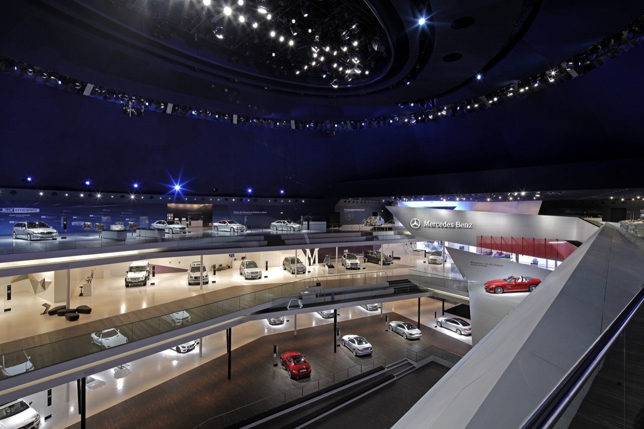 奔馳展廳設(shè)計(jì)